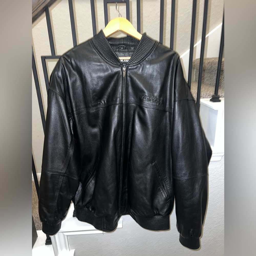 Black soft leather jacket
Size 48